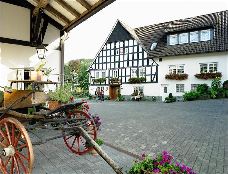 Hotel Klaukenhof レンネシュタット エクステリア 写真